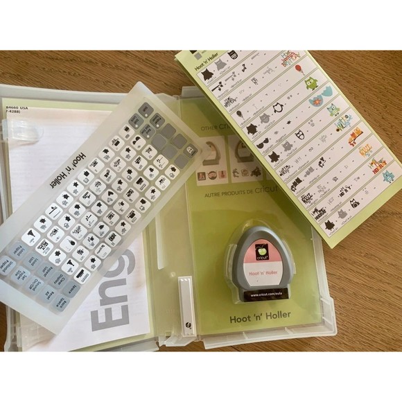 HOOT N HOLLER Cricut Cartridge New - Picture 2 of 3